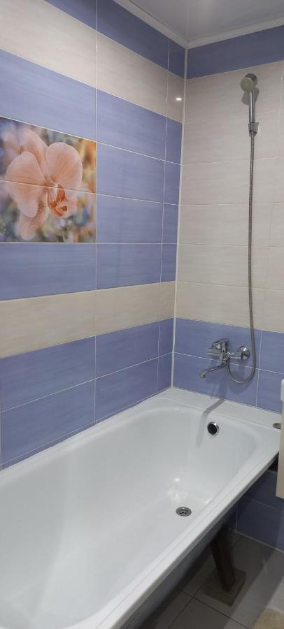 1-Комнатная Квартира Uralsk Dış mekan fotoğraf